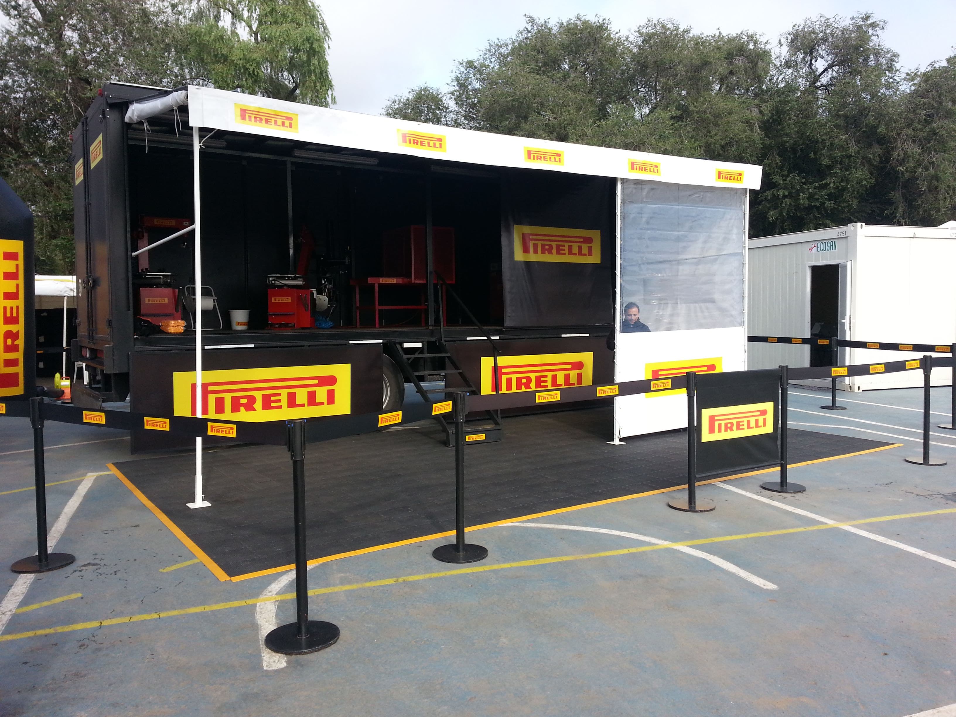 Box Pirelli